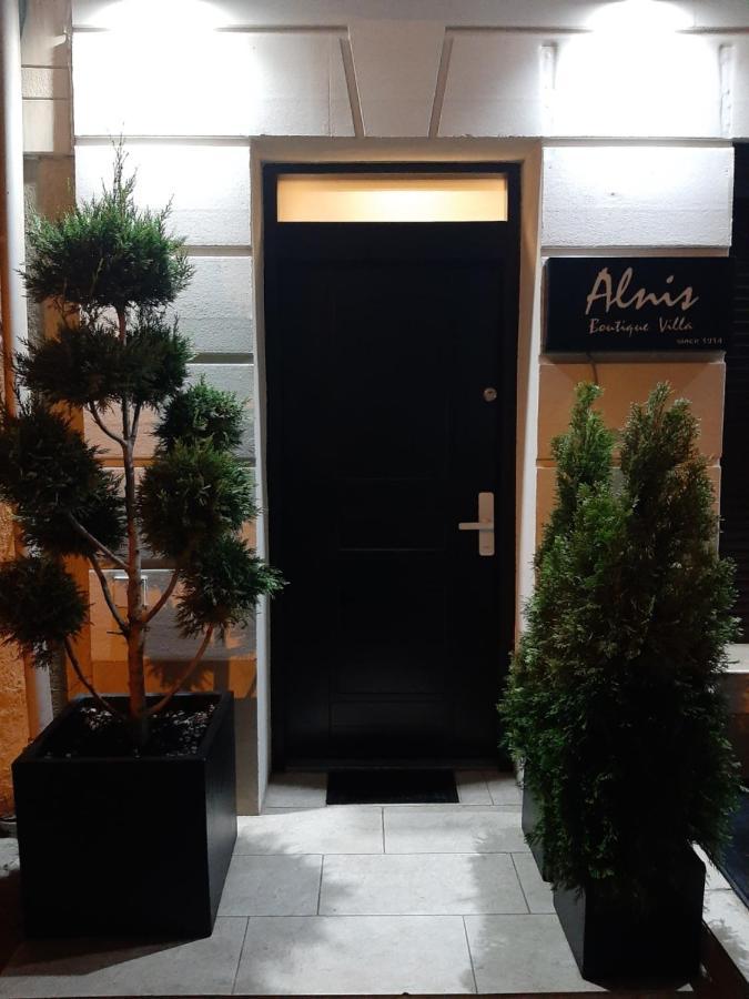 Alnis Boutique Villa 康斯坦察 外观 照片