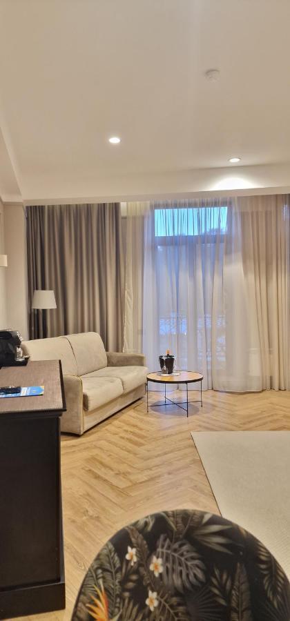 Alnis Boutique Villa 康斯坦察 外观 照片